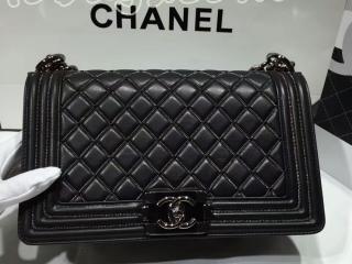 シャネル A67086 Y82127 94305b BOY CHANEL 2017秋・冬モデルの新作 スモール ハンドバッグ ラムスキン