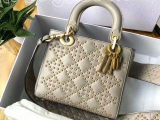 ディオール スタッズカーフレザー Lady Dior ソフトバッグカナージュモチーフ D.I.O.Rのブロックチャーム M0579CVNZ_M900l