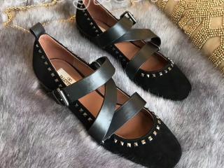 Valentino レディース Ballerina Shoes 送料無料 Garavani strap and stud detail ballerinas