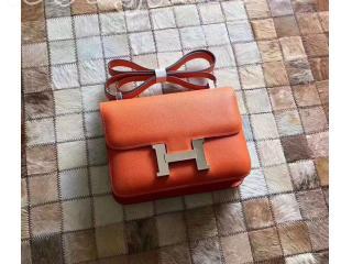 HERMES × ショルダーバッグ・ポシェット エプソン(Epsom) シルバー金具 牛革（エプソン皮模様）と小牛革の裏