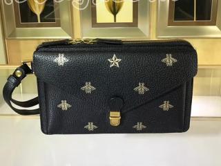 495678 DJ2LT 1055 グッチ ビースター バッグ コピー GUCCI Bee Star リスト ストラップ レザー メンズ ショルダーバッグ ブラック