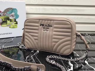 1BH083_2D91_F0236_V_COI プラダ ダイアグラム バッグ コピー PRADA Diagramme クロスボディーバッグ レディース チェーンショルダーバッグ 4色選択可 ピンクベージュ