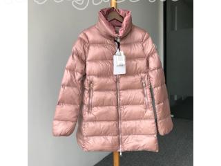 コート人気アイテム　軽量 モンクレールダウンコート　成人式 結婚式MONCLER　ダウンコート 防寒着　ピンク