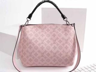 M50033-S LOUIS VUITTON S級品 ルイヴィトン バッグ コピー バビロン PM モノグラム・パターンがパーフォレーションで施されたカーフレザー