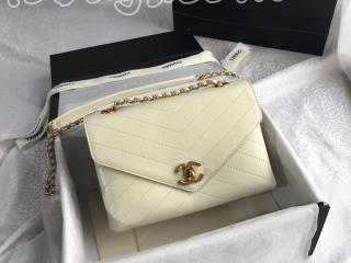 A57431 Y83566 10601 シャネル バッグ スーパーコピー CHANEL フラップ バッグ ラムスキン レディース ショルダーバッグ 22cm 4色可選択 ホワイト