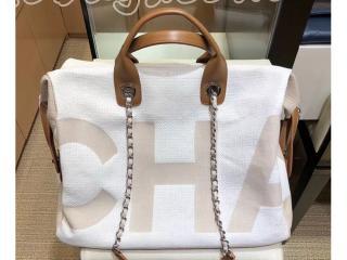 A57164 Y83399 C3470 シャネル バッグ スーパーコピー CHANEL 2018/19年 プリント ファブリック & カーフスキン ボストンバッグ 2色可選択 ベージュ