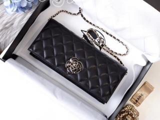 A94575 Y84019 94305 シャネル バッグ コピー CHANEL 2018/19年秋冬 ラムスキン クラッチ バッグ ゴールド金具 2色可選択 ブラック