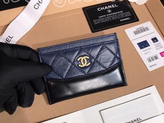 A84386 Y61477 C0202 シャネル カードケース コピー CHANEL 2018/19年 クルーズ コレクション エイジド カーフスキン & スムーズ カーフスキン カードケース 6色可選択 ネイビーブルー＆ブラック