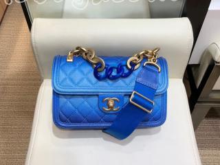 AS0061 Y84095 5B680 シャネル バッグ スーパーコピー CHANEL 2018/19年 グレインド カーフスキン & レジン フラップ バッグ レディース ショルダーバッグ 3色可選択 ブルー