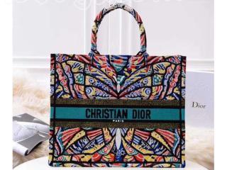 M1286ZTZF_M911 ディオール バッグ スーパーコピー DIOR 刺繍入りキャンバス “DIOR BOOK TOTE” レディース トートバッグ