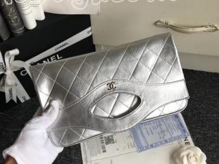 A70520 Y33446 45002 シャネル バッグ スーパーコピー CHANEL メタリック クランプル ゴートスキン CHANEL 31 ポーチ クラッチバッグ 3色可選択 シルバー