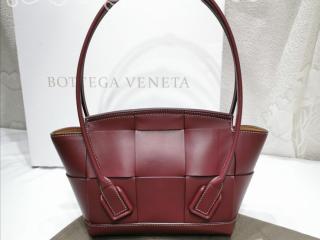 575943-4 BOTTEGA VENETA ボッテガ・ヴェネタ バッグ スーパーコピー イントレチャート フレンチカーフ ザ・アルコ ARCO 33 ハンドバッグ レディース ショルダーバッグ 5色可選択