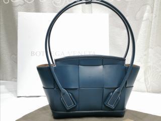 575943-5 BOTTEGA VENETA ボッテガ・ヴェネタ バッグ コピー イントレチャート フレンチカーフ ザ・アルコ ARCO 33 ハンドバッグ レディース ショルダーバッグ 5色可選択