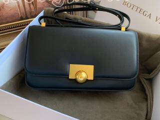 578009-22 ボッテガ・ヴェネタ バッグ スーパーコピー BOTTEGA VENETA プリントカーフ BV Classic クラシック レディース ショルダーバッグ 2色可選択