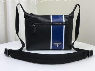 2VH078_2CIO_F011E_V_OTO プラダ バッグ コピー レザー PRADA クロスボディバッグ メンズ ショルダーバッグ 2色可選択 ブラック・ブライトブルー