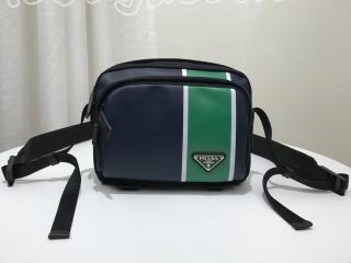 2VH043_2CIL_F0YVM_V_OOO プラダ バッグ スーパーコピー PRADA レザー テクニカルファブリック クロスボディバッグ メンズ ショルダーバッグ 2色可選択 ブルー・グリーン