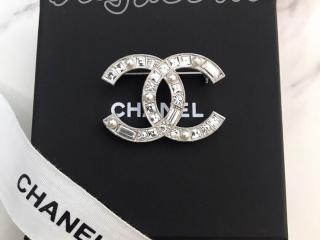 新品シャネルChanel経典双Cブローチアクセサリー真珠　ピアス