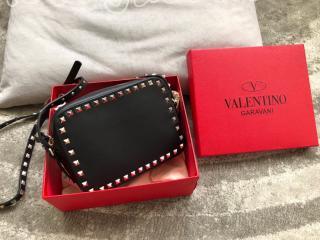 ZW2B0809BOL0NO-1 ヴァレンティノ バッグ コピー VALENTINO N級 ROCKSTUD ロックスタッズ スモール クロスボディバッグ レディース ショルダーバッグ