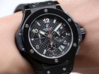 HUBLOT腕時計 BIG BANG時計 ウブロアナログ時計 UNICO 45ｍｍ メンズ用時計　[文字盤]黒色　[ケース]黒色