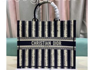 M1286ZRFQ_M928 ディオール バッグ スーパーコピー Dior 21新作 Book Tote バッグ D-Stripes エンブロイダリー レディース トートバッグ