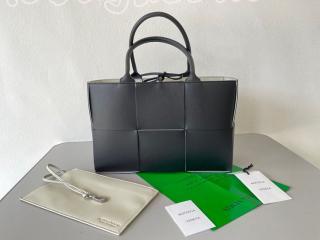 609175-2 ボッテガ・ヴェネタ バッグ コピー BOTTEGA VENETA N級 22新作 ラムスキン アルコ トートバッグ