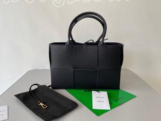 609175-8 ボッテガ・ヴェネタ バッグ スーパーコピー BOTTEGA VENETA N級 22新作 牛革（カーフ） アルコ トートバッグ