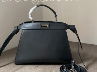 8BN327ANSDF0NJ3 フェンディ バッグ コピー FENDI 23新作 ピーカブー カット プチ レザー バッグ レディース ショルダーバッグ