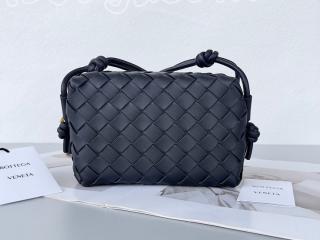 680254-3 ボッテガ・ヴェネタ バッグ コピー BOTTEGA VENETA ミニ ループ カメラバッグ レディース ショルダーバッグ