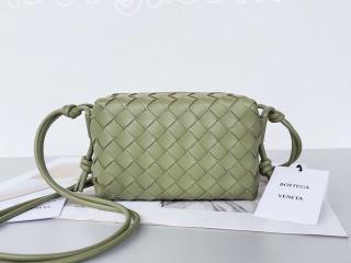 680254-8 ボッテガ・ヴェネタ バッグ スーパーコピー BOTTEGA VENETA ミニ ループ カメラバッグ レディース ショルダーバッグ