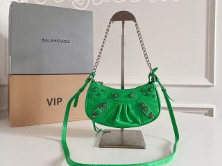 ﻿695814-2 バレンシアガ バッグ スーパーコピー 新作 BALENCIAGA Le Cagole Mini Bag チェーン付き アリーナラムスキン アンティーク調シルバー金具 ショルダーバッグ